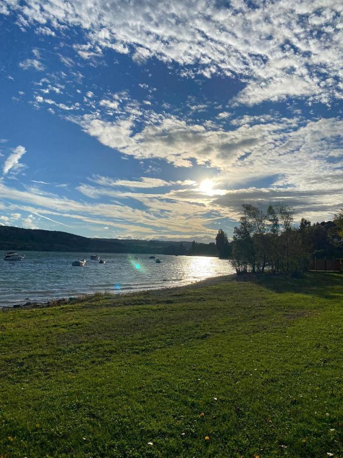 Ferienwohnung Menzer Am See Онинген Екстериор снимка