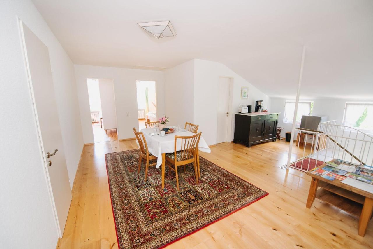 Ferienwohnung Menzer Am See Онинген Екстериор снимка